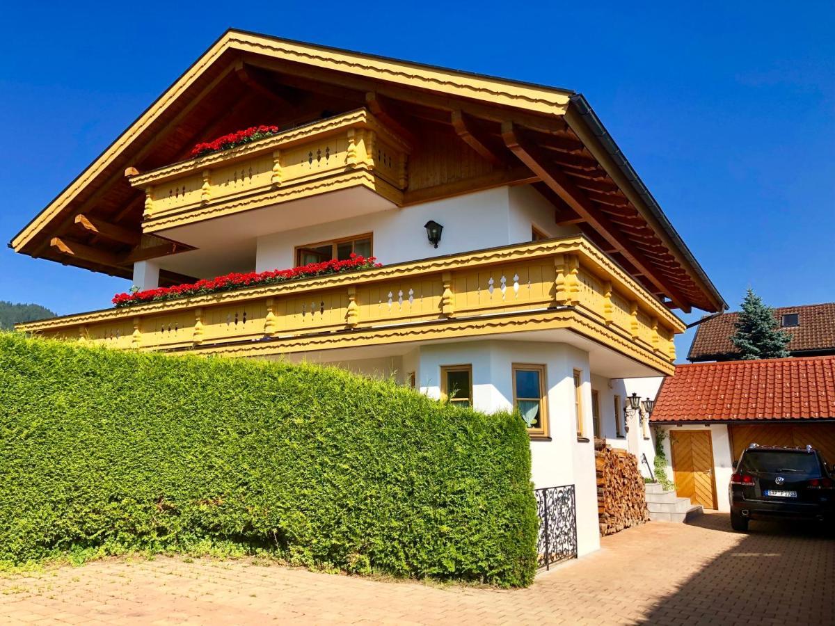 Ferienwohnung Mit Bergblick อุนเทอร์อัมเมอร์เกา ภายนอก รูปภาพ