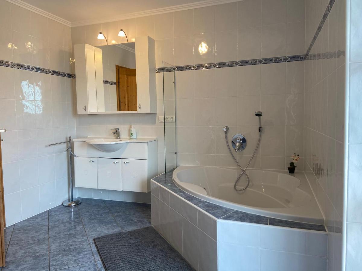 Ferienwohnung Mit Bergblick อุนเทอร์อัมเมอร์เกา ภายนอก รูปภาพ