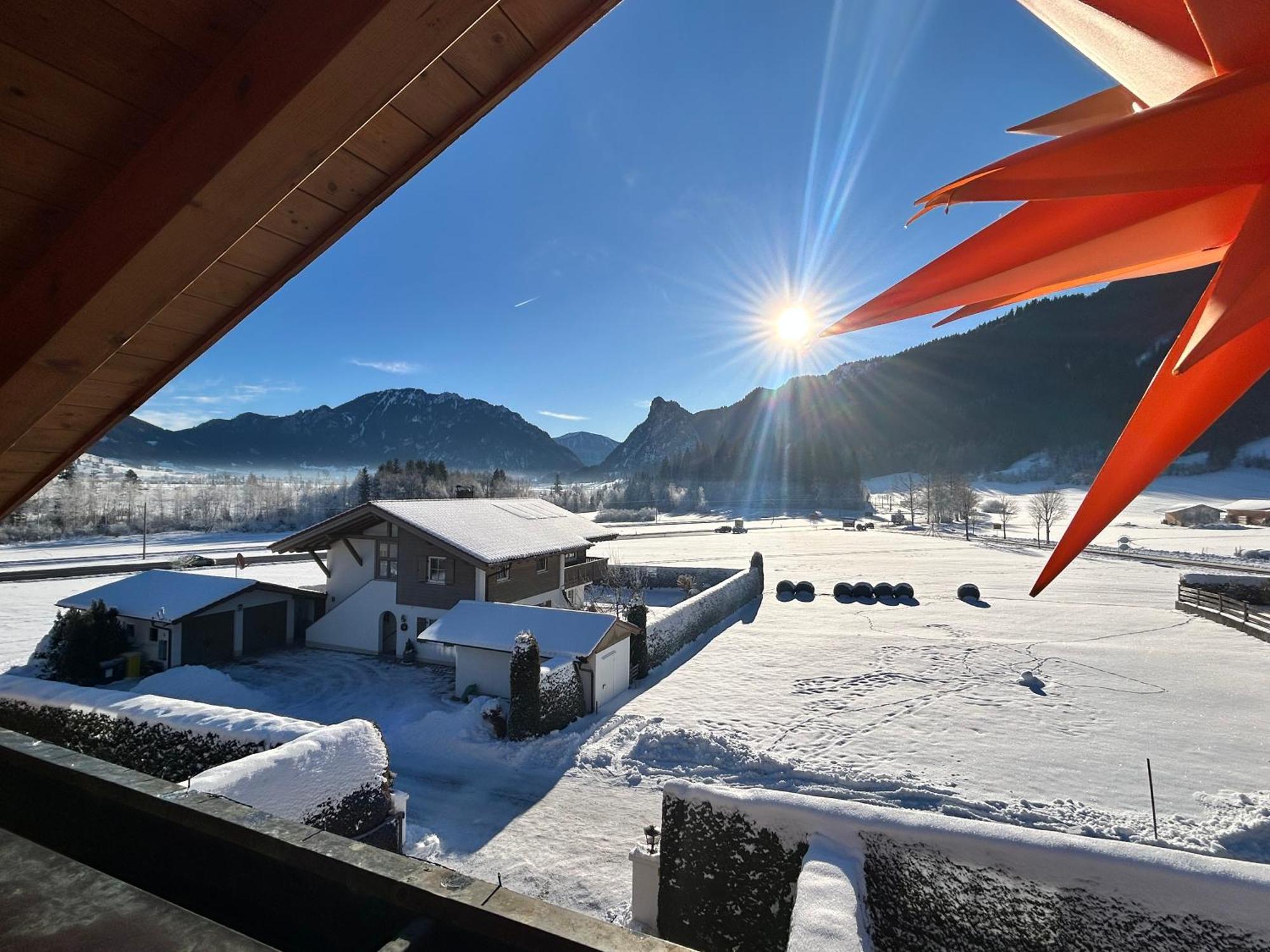 Ferienwohnung Mit Bergblick อุนเทอร์อัมเมอร์เกา ภายนอก รูปภาพ