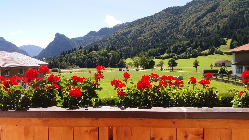 Ferienwohnung Mit Bergblick อุนเทอร์อัมเมอร์เกา ภายนอก รูปภาพ