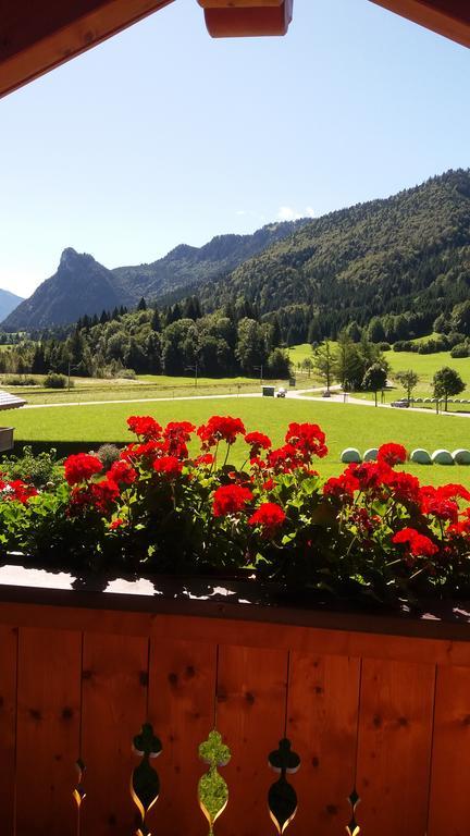 Ferienwohnung Mit Bergblick อุนเทอร์อัมเมอร์เกา ภายนอก รูปภาพ
